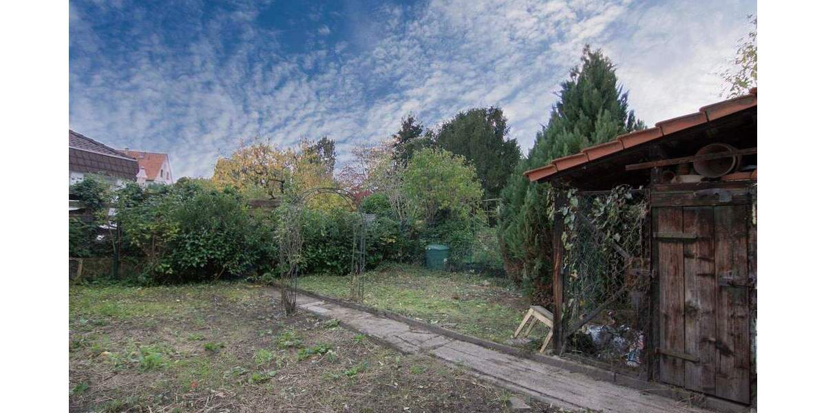 Reihenmittelhaus Walldorf - 8 Zimmer, 239 m&sup2;, 568.000&euro; | Angebot:25779486