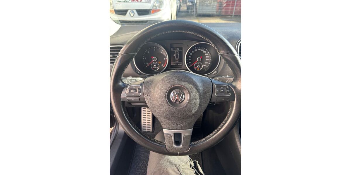 VW Golf 258.000 km 4.200 &euro; Heilbronn 74076