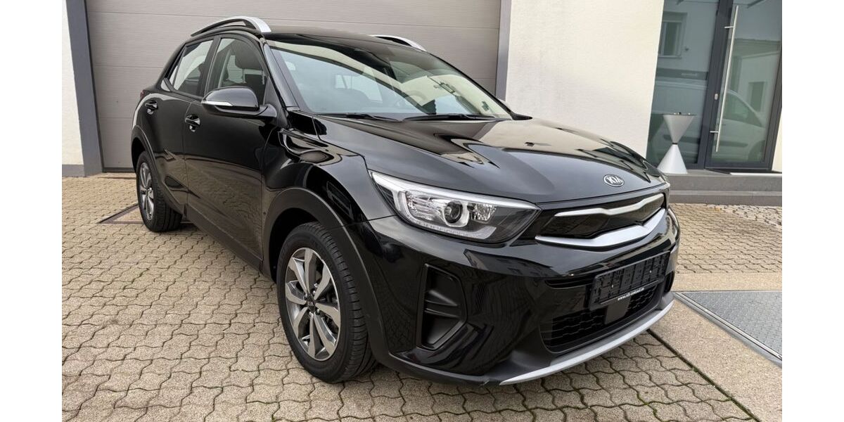 Kia Stonic 35.615 km 15.998 &euro; Heilbronn 74081