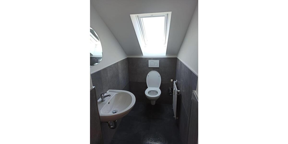 Dachgeschoßwohnung Heilbronn Böckingen - 1.5 Zimmer, 26 m&sup2;, 700&euro; | Angebot:25300894