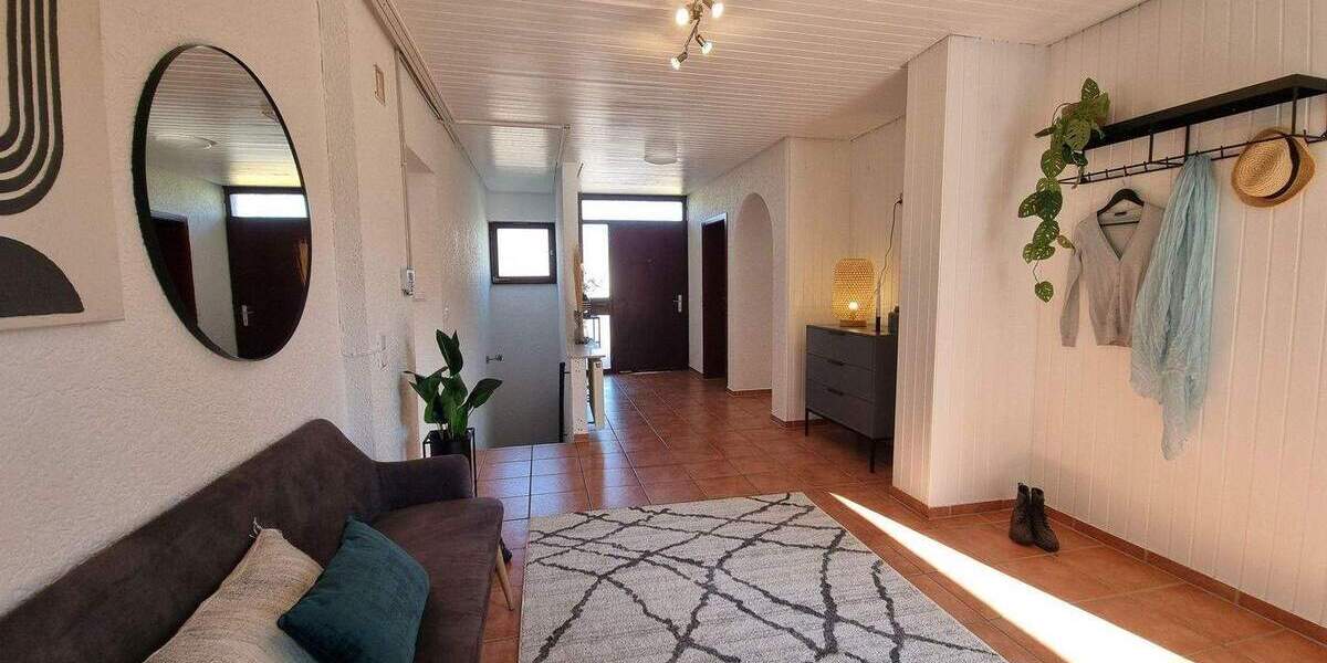 Bungalow Mühlacker - 7 Zimmer, 207 m&sup2;, 549.000&euro; | Angebot:25724180