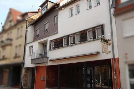 Haus Bretten - 9 Zimmer, 380 m&sup2;, 1.495.000&euro; | Angebot:23676708