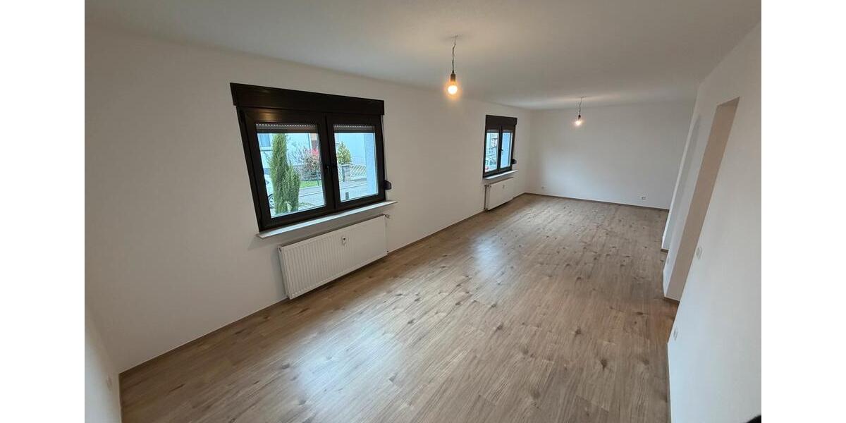 Erdgeschoßwohnung Bruchsal - 2 Zimmer, 62 m&sup2;, 850&euro; | Angebot:25647332