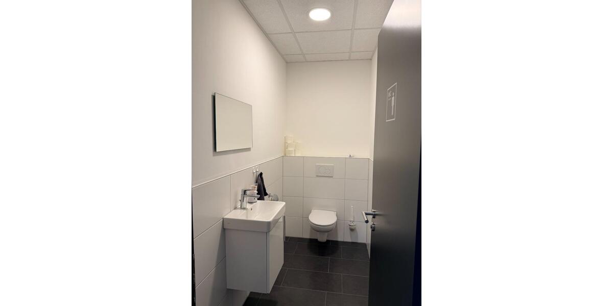 Gewerbeobjekt Massenbachhausen - 1.000&euro; | Angebot:23553679