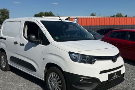 Toyota Proace (Verso) 141.000 km 10.799 &euro; Sachsenheim 74343