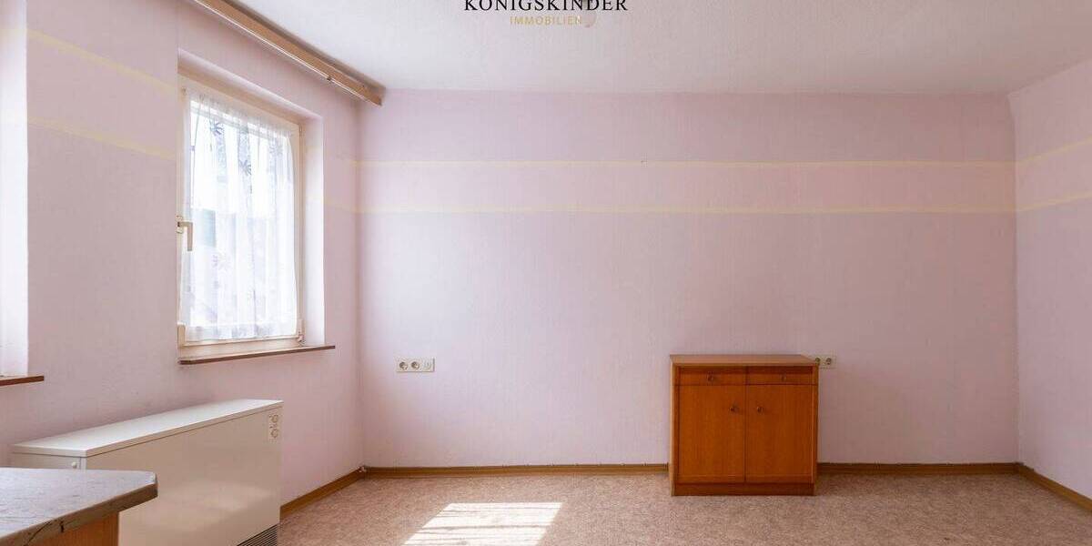 Mehrfamilienhaus, Wohnhaus Hessigheim - 6 Zimmer, 133 m&sup2;, 325.000&euro; | Angebot:25671690