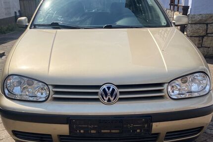VW Golf 205.000 km 1.950 &euro; Bad Friedrichshall 74177