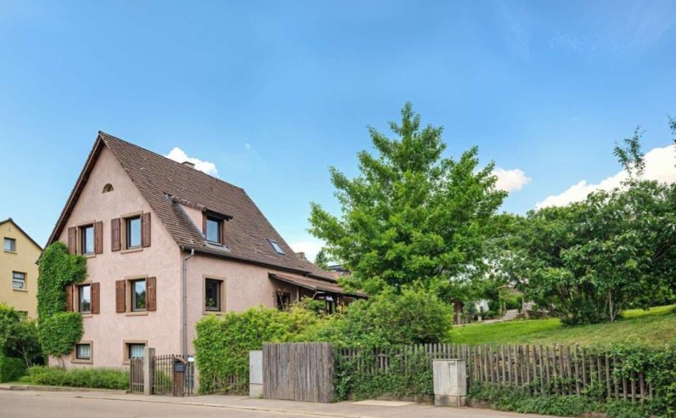 Einfamilienhaus Wiesloch - 7 Zimmer, 150 m&sup2;, 290.000&euro; | Angebot:25803476