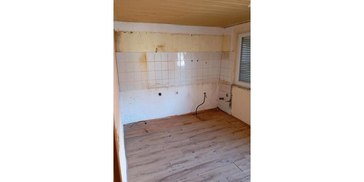 Einfamilienhaus Pfaffenhofen - 3 Zimmer, 95.000&euro; | Angebot:21108117