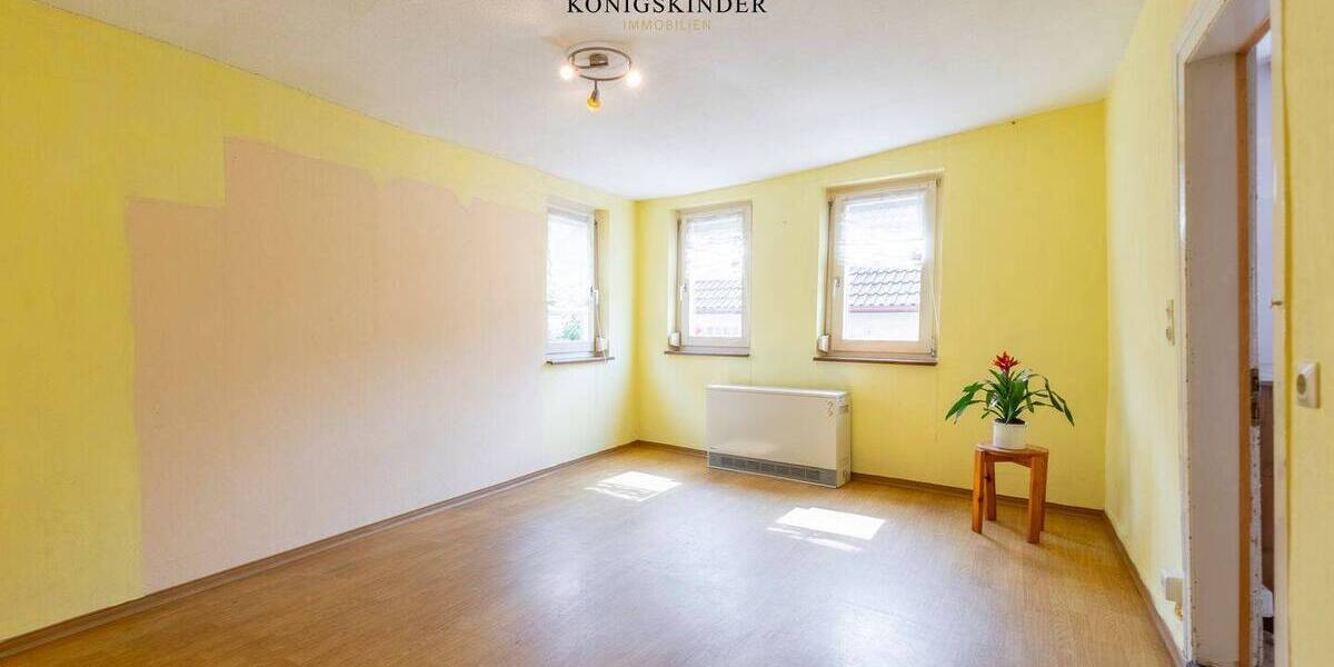 Mehrfamilienhaus, Wohnhaus Hessigheim - 6 Zimmer, 133 m&sup2;, 325.000&euro; | Angebot:25671690