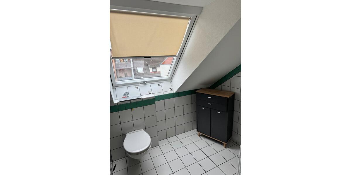 Dachgeschoßwohnung Walldorf - 2 Zimmer, 67 m&sup2;, 930&euro; | Angebot:25945170