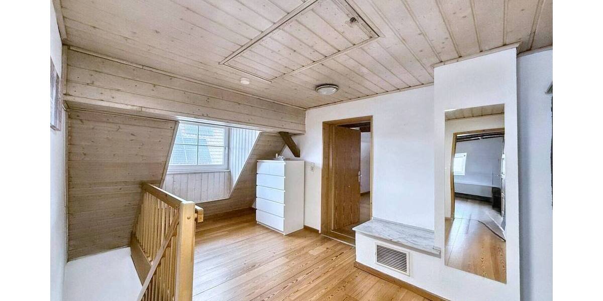 Etagenwohnung Wiernsheim Pinache - 5 Zimmer, 167 m&sup2;, 295.000&euro; | Angebot:25691709