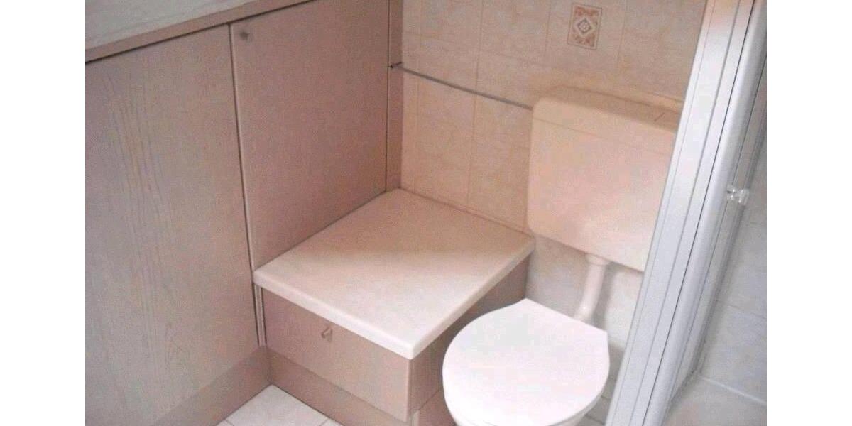 Dachgeschoßwohnung Eberdingen - 3.5 Zimmer, 64 m&sup2;, 640&euro; | Angebot:25993654