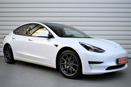 Tesla Model 3 152.400 km 20.990 &euro; Forst 76694