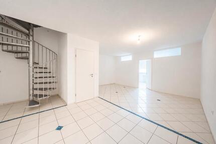 Wohnung Eppingen - 4 Zimmer, 100 m&sup2;, 900&euro; | Angebot:27584442