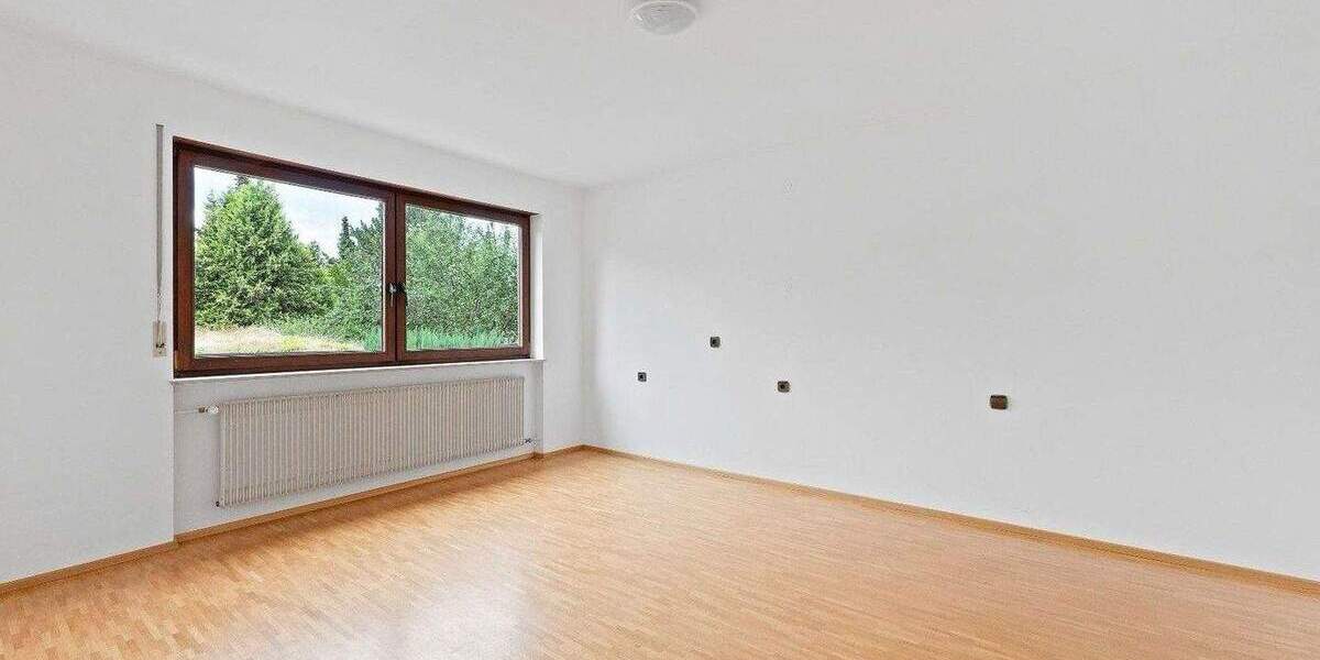 Mehrfamilienhaus, Wohnhaus Bönnigheim - 1 Zimmer, 320 m&sup2;, 750.000&euro; | Angebot:25755913