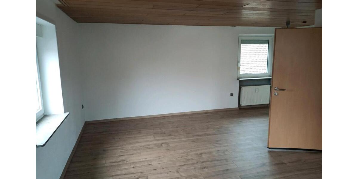 Etagenwohnung Illingen - 4 Zimmer, 104 m&sup2;, 320.000&euro; | Angebot:25063331