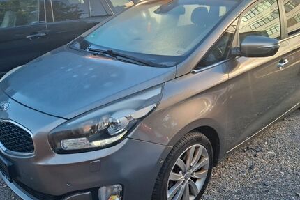 Kia Carens 211.000 km 3.950 &euro; Walldorf (bei Heidelberg) 69190