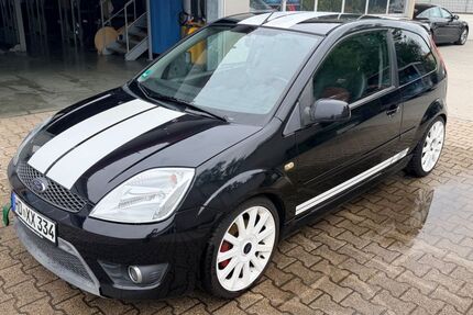 Ford Fiesta 161.000 km 4.500 &euro; Östringen 76684