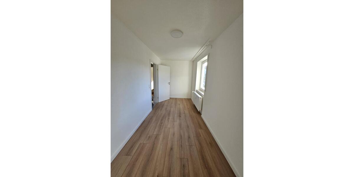 Etagenwohnung Weinsberg - 3 Zimmer, 66 m&sup2;, 975&euro; | Angebot:24240055