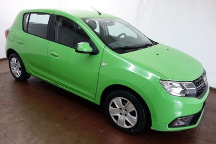 Dacia Sandero 88.000 km 4.999 &euro; Mühlacker 75417
