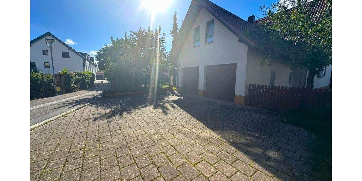 Mehrfamilienhaus, Wohnhaus Kirchardt Berwangen - 6 Zimmer, 219 m&sup2;, 569.000&euro; | Angebot:25693229