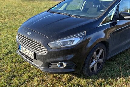 Ford S-Max 256.800 km 8.500 &euro; Forst 76694