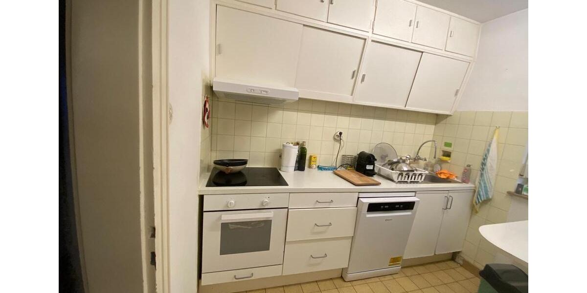 Etagenwohnung Heilbronn Kernstadt - 5 Zimmer, 160 m&sup2;, 490&euro; | Angebot:25965675