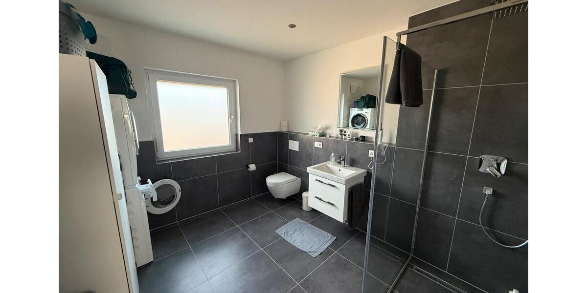 Dachgeschoßwohnung Sinsheim - 3 Zimmer, 87 m&sup2;, 419.000&euro; | Angebot:25756259