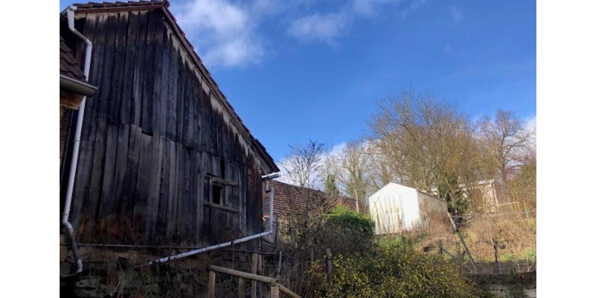 Einfamilienhaus Güglingen - 7 Zimmer, 100 m&sup2;, 226.000&euro; | Angebot:19036550