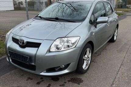 Toyota Auris 132.000 km 5.000 &euro; Neckarsulm 74172