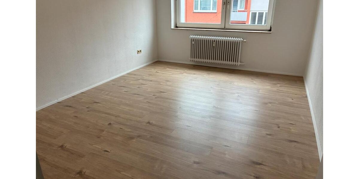 Etagenwohnung Bretten - 2.5 Zimmer, 64 m&sup2;, 700&euro; | Angebot:25963175