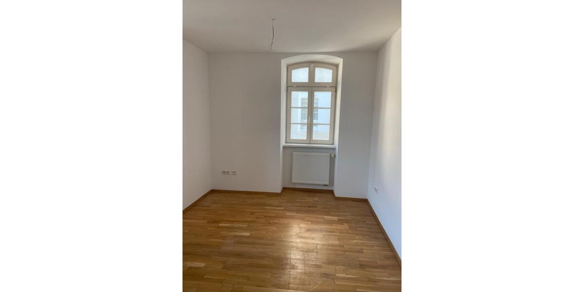 Etagenwohnung Waibstadt - 2 Zimmer, 75 m&sup2;, 700&euro; | Angebot:25942015