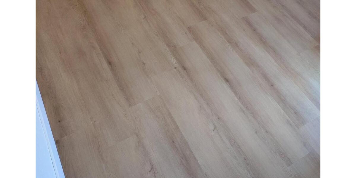 Dachgeschoßwohnung Sachsenheim - 2.5 Zimmer, 44 m&sup2;, 750&euro; | Angebot:25355131