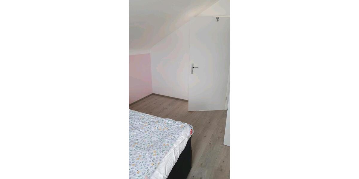 Etagenwohnung Bruchsal - 2.5 Zimmer, 63 m&sup2;, 176.000&euro; | Angebot:25783678