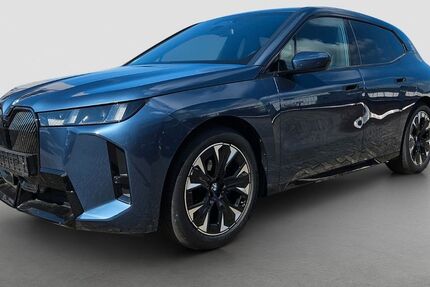 BMW iX 8.300 km 71.900 &euro; Mühlhausen 69242