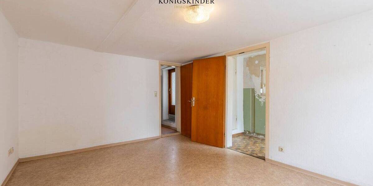 Mehrfamilienhaus, Wohnhaus Hessigheim - 6 Zimmer, 133 m&sup2;, 325.000&euro; | Angebot:25671690