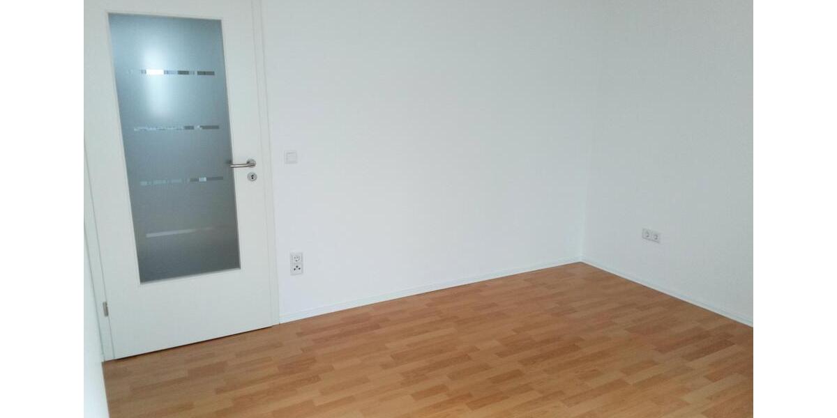 Einfamilienhaus Sankt Leon-Rot Rot - 7 Zimmer, 190 m&sup2;, 2.350&euro; | Angebot:25374579