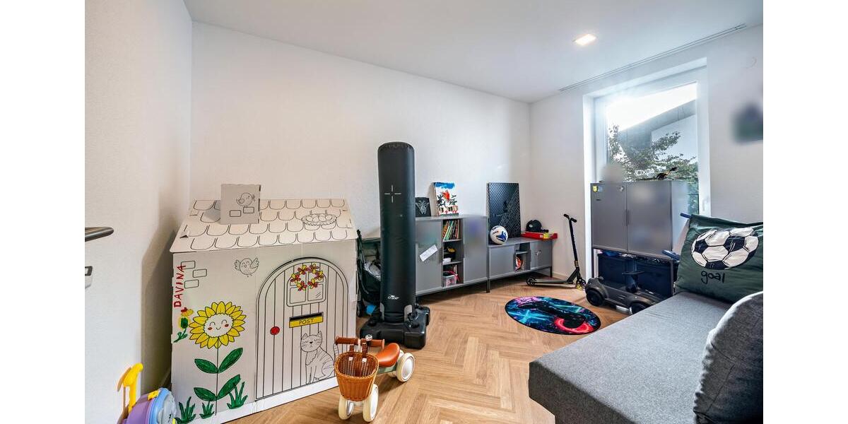 Etagenwohnung Mosbach - 3 Zimmer, 150 m&sup2;, 1.700&euro; | Angebot:25069487