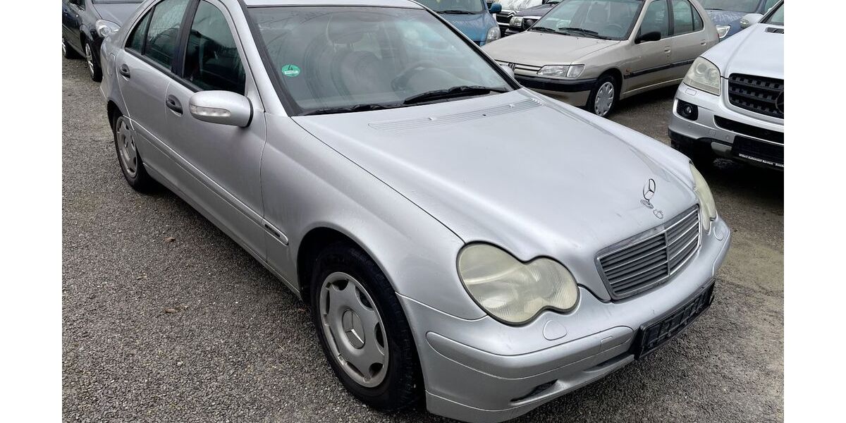 Mercedes-Benz C 220 287.000 km 2.500 &euro; Sinsheim 74889