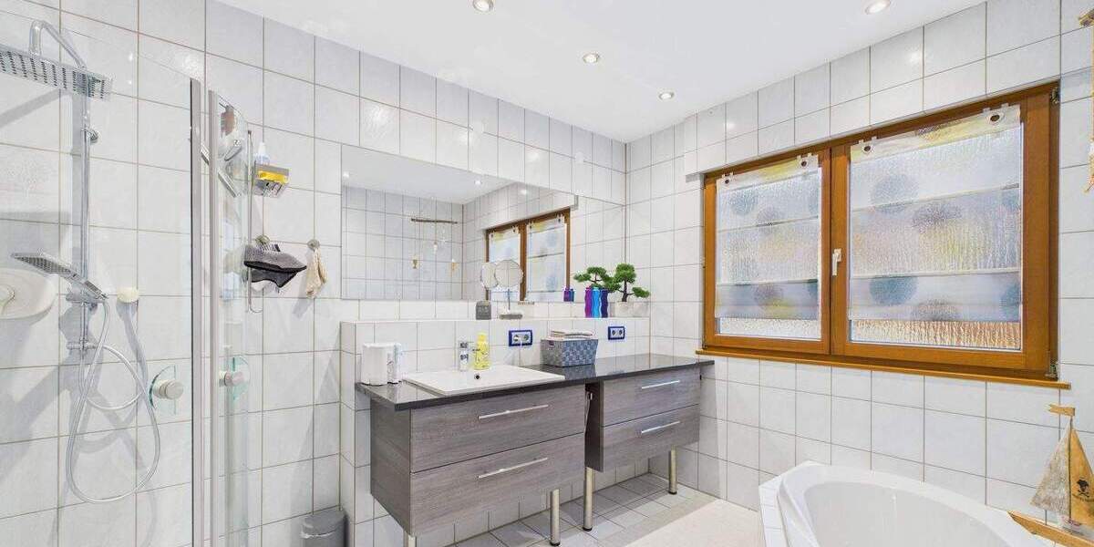 Bungalow Illingen - 6 Zimmer, 156 m&sup2;, 695.000&euro; | Angebot:25655412