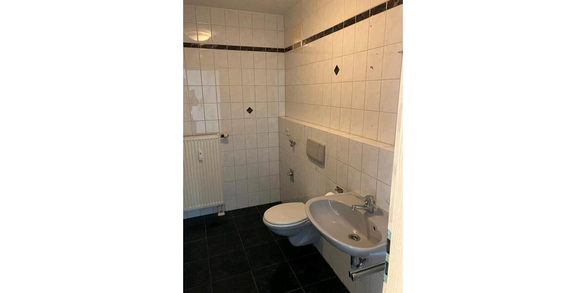 Erdgeschoßwohnung Illingen - 3 Zimmer, 74 m&sup2;, 285.000&euro; | Angebot:24806036