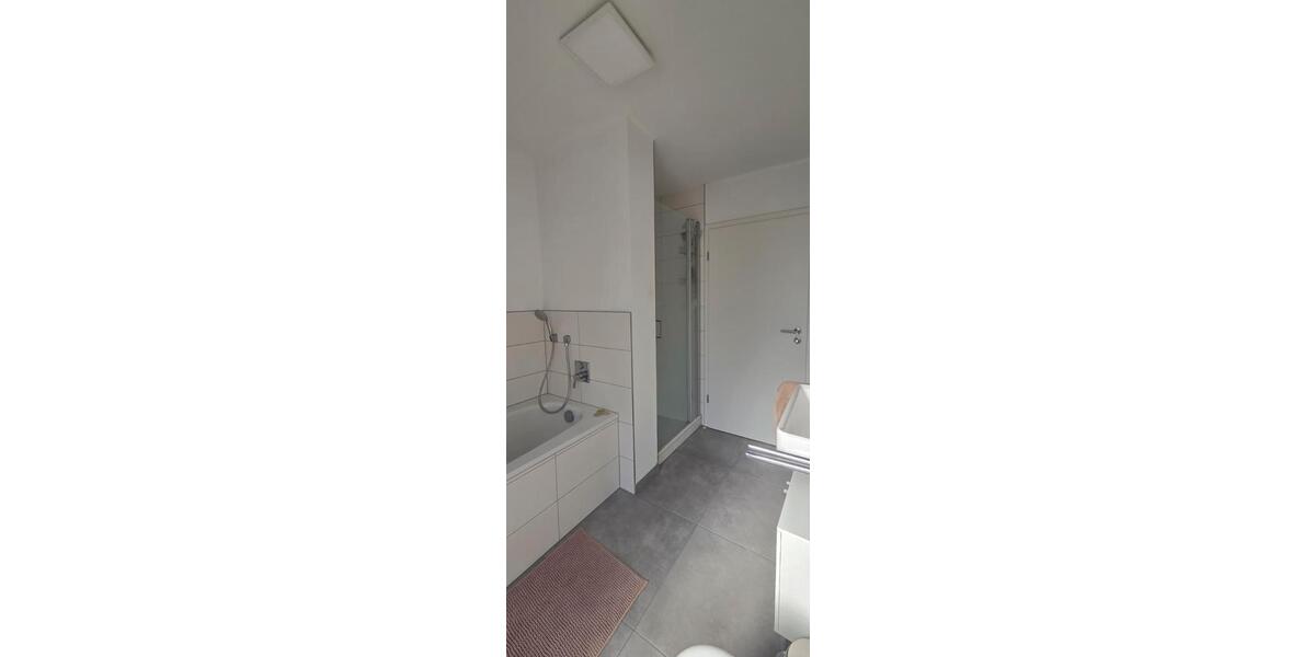 Etagenwohnung Bruchsal - 3 Zimmer, 77 m&sup2;, 1.250&euro; | Angebot:25886744