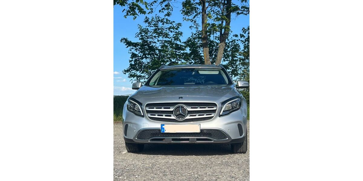 Mercedes-Benz GLA 200 70.000 km 19.000 &euro; Neckarwestheim 74382