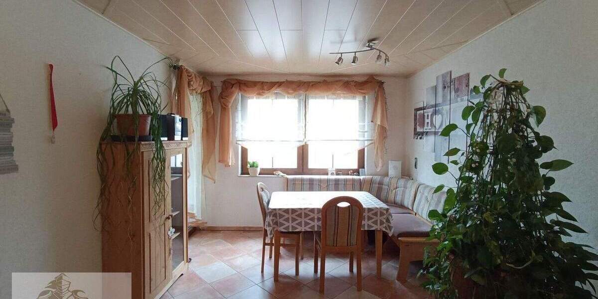 Einfamilienhaus Gundelsheim / Bachenau Bachenau - 8 Zimmer, 186 m&sup2;, 495.000&euro; | Angebot:25742871