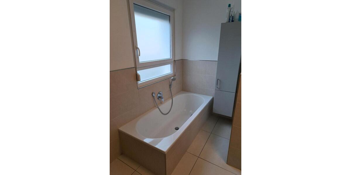 Etagenwohnung Leimen - 2 Zimmer, 135 m&sup2;, 650&euro; | Angebot:25658007