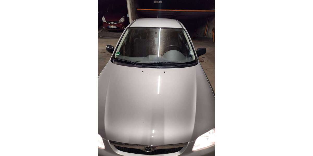 Mazda 323 73.500 km 3.050 &euro; Untereisesheim 74257