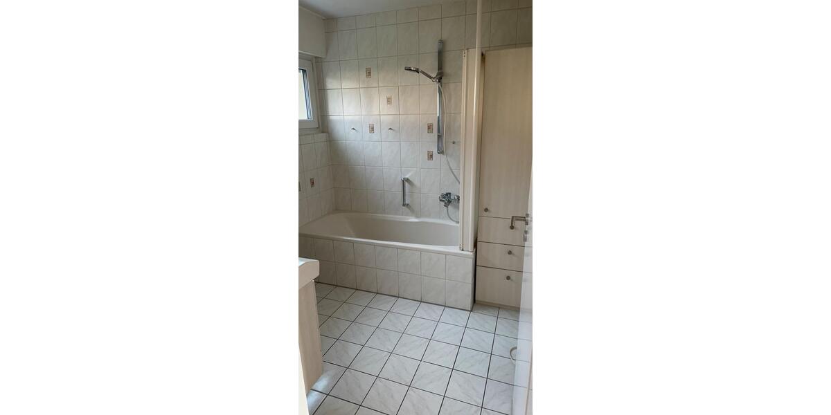 Erdgeschoßwohnung Bietigheim-Bissingen Bissingen - 3 Zimmer, 80 m&sup2;, 1.050&euro; | Angebot:25298764