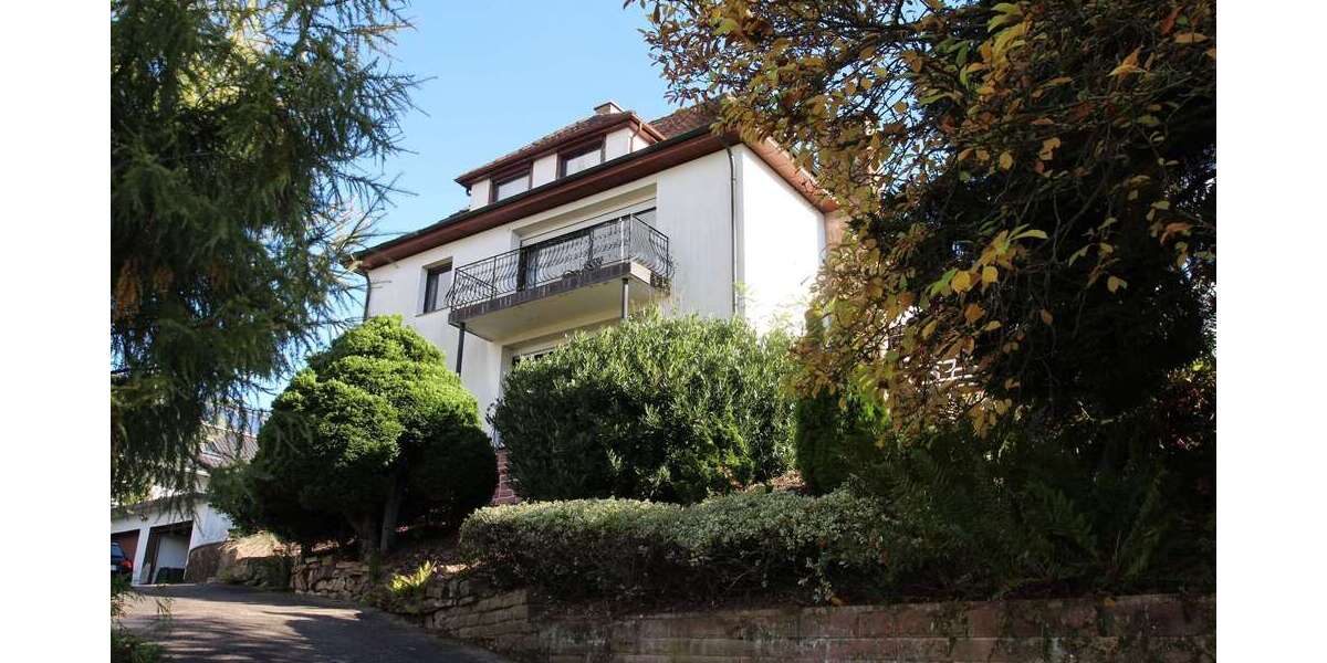 Einfamilienhaus Epfenbach - 8 Zimmer, 198 m&sup2;, 420.000&euro; | Angebot:25474090