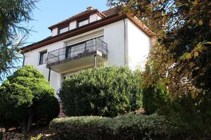 Haus Epfenbach - 8 Zimmer, 198 m&sup2;, 420.000&euro; | Angebot:25474090